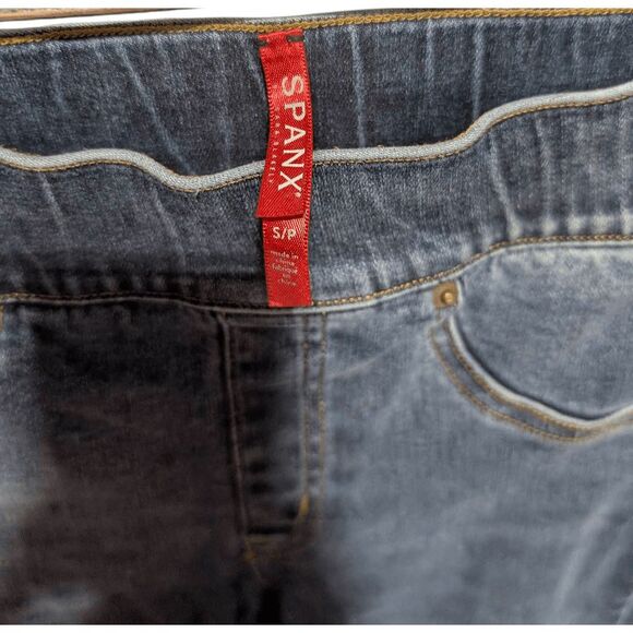 SPANX Distressed Skinny Jeans Size S/P - Picture 4 of 4